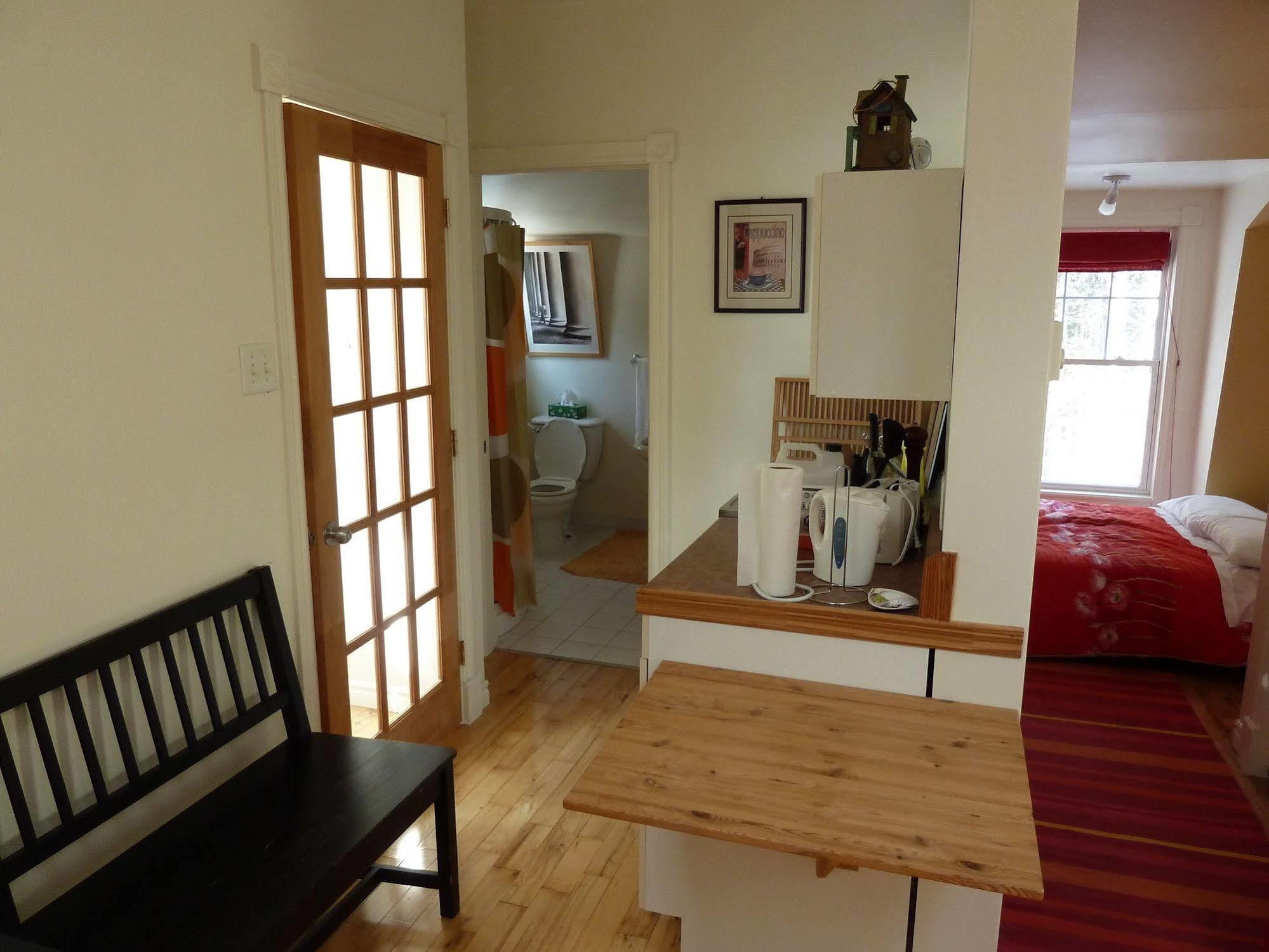 Little Shemogue Inn 외부 사진