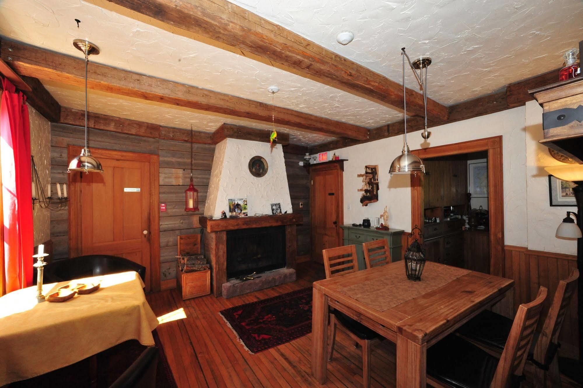 Little Shemogue Inn 외부 사진